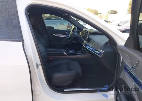 2023 BMW 740 I z USA, uszkodzony, nr VIN WBA23EH06PCM26895